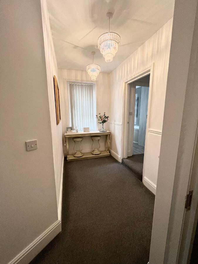 Large Luxury Apartment Blackpool Exteriör bild