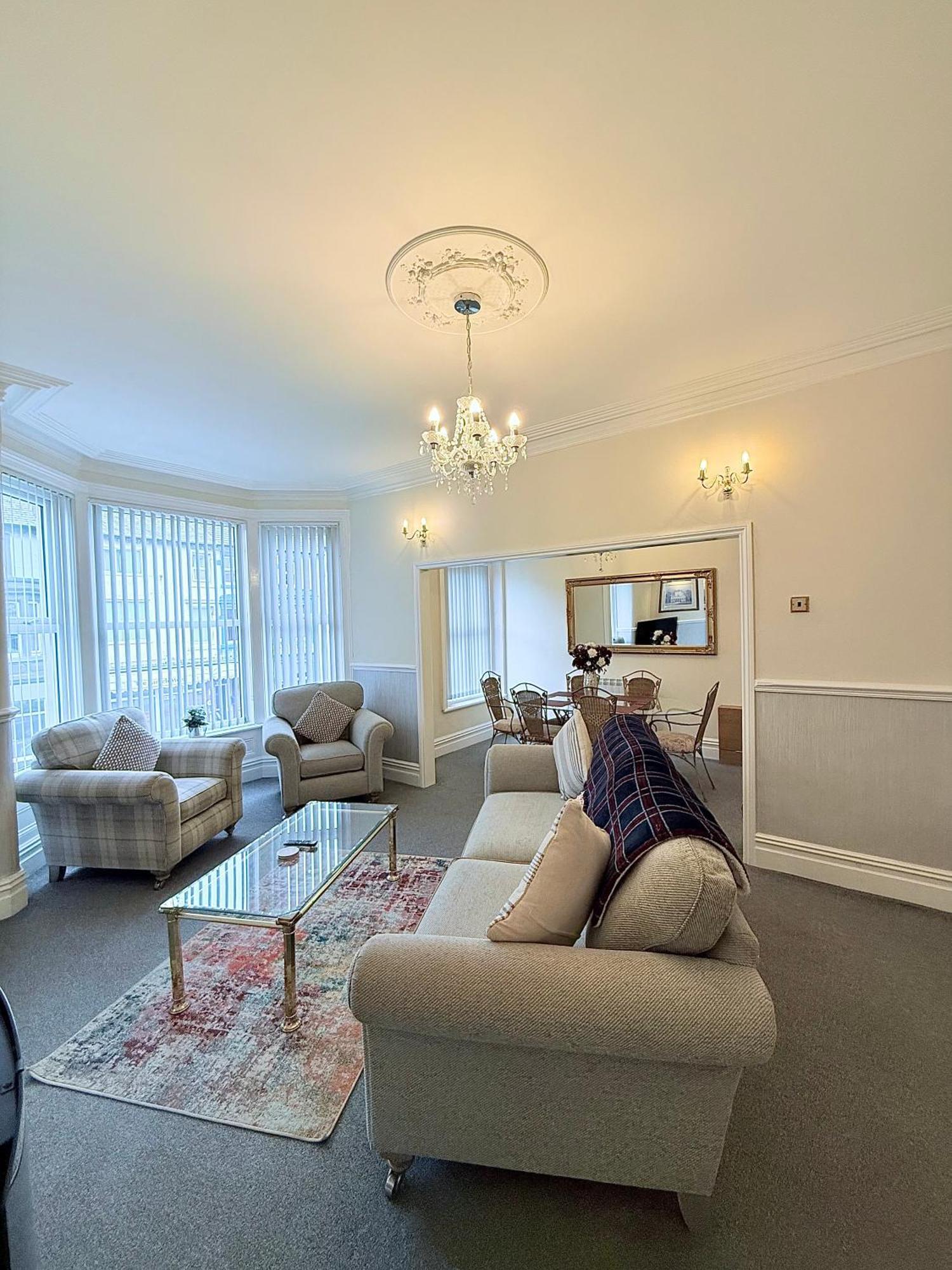 Large Luxury Apartment Blackpool Exteriör bild